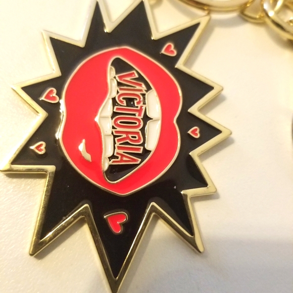 Victoria's Secret key chain EUC